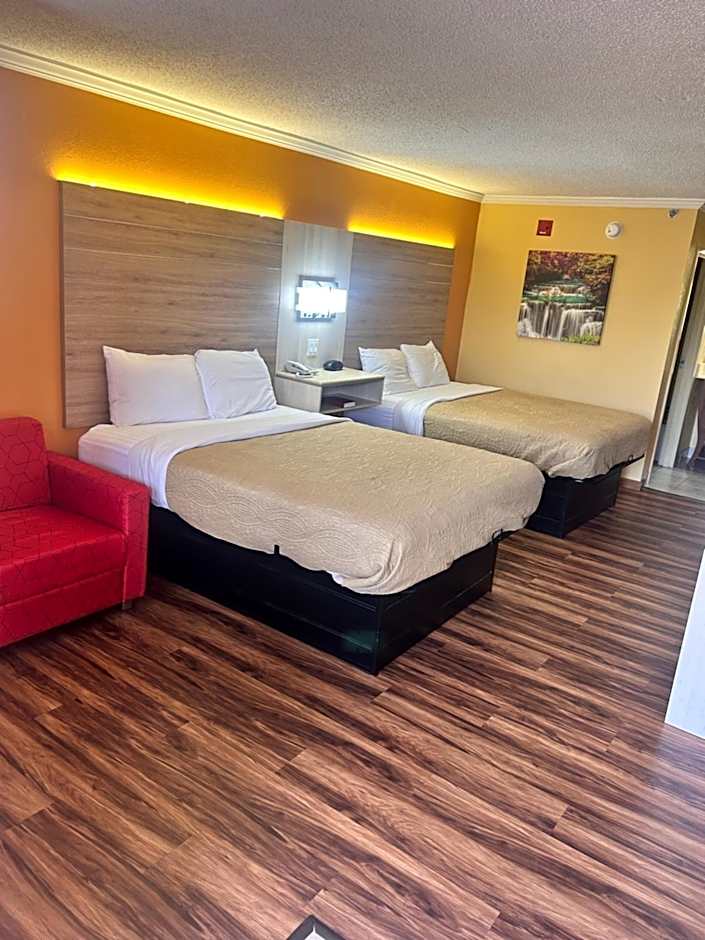Home Town Inn & Suites