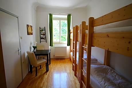 Quadruple Room with Shared Bathroom