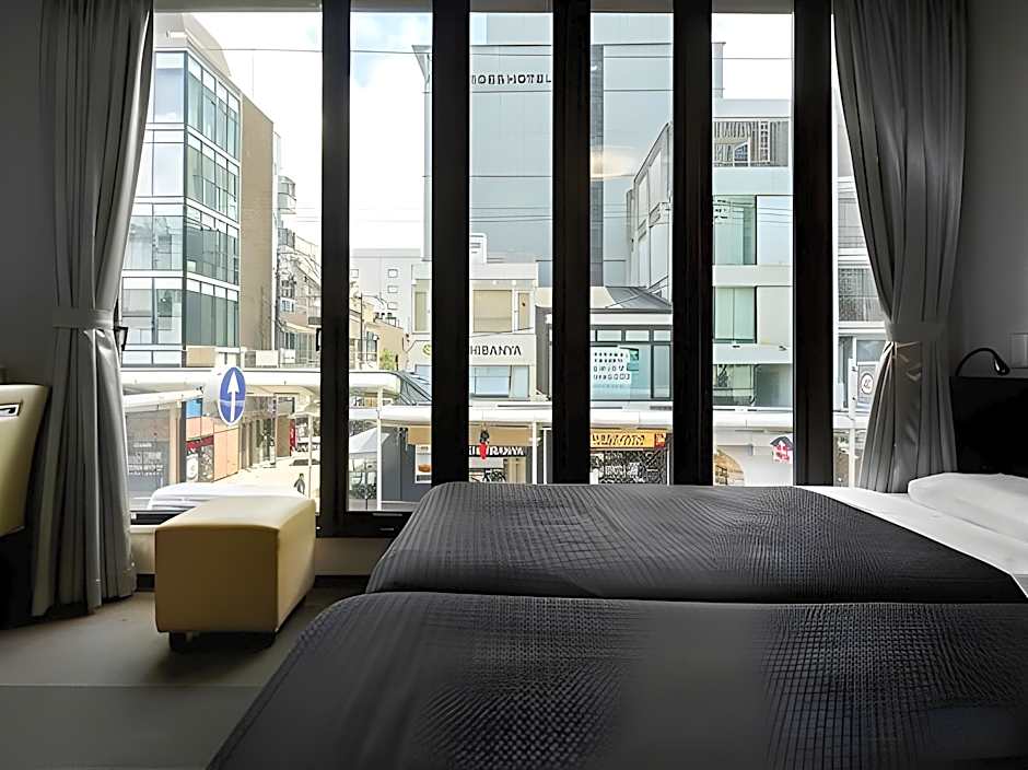 IZUTSU HOTEL KYOTO KAWARAMACHI SANJO
