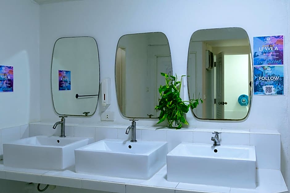 Bodega Bangkok Soi 23