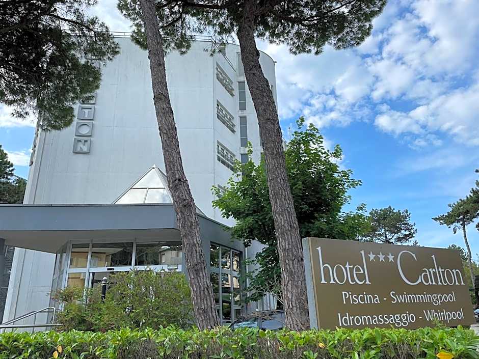 Hotel Carlton