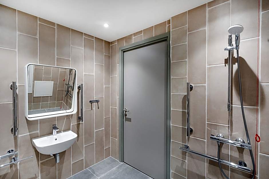 Aparthotel Adagio Leicester