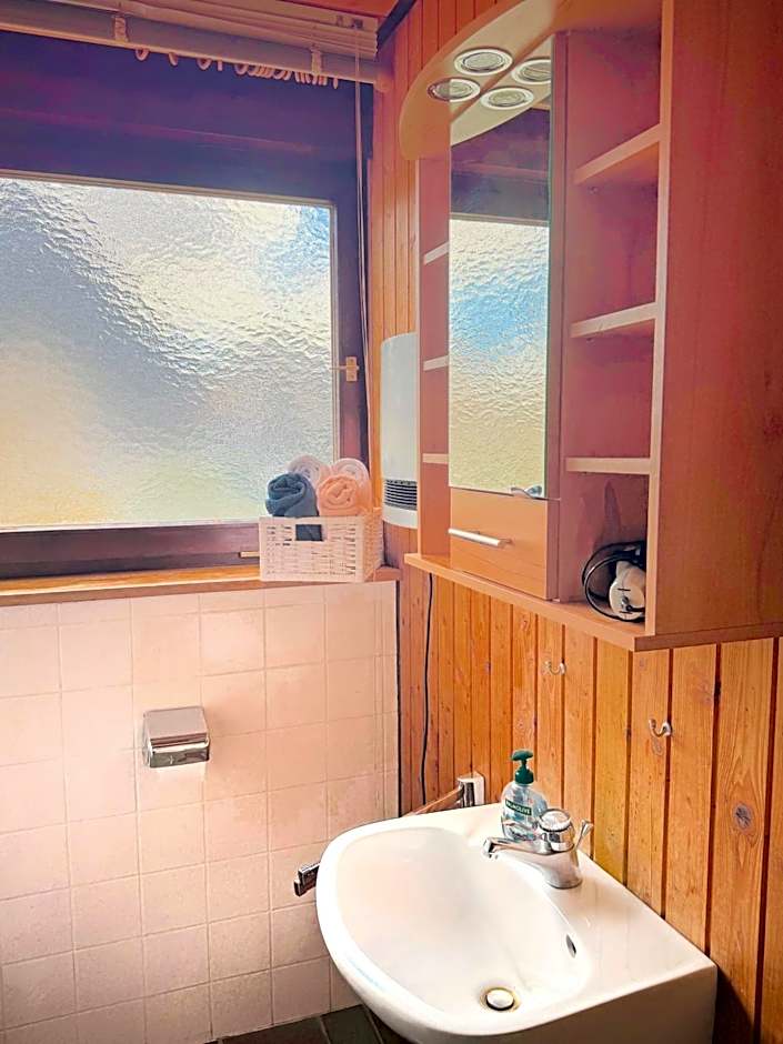 Gästezimmer Ferienhaus Waldblick