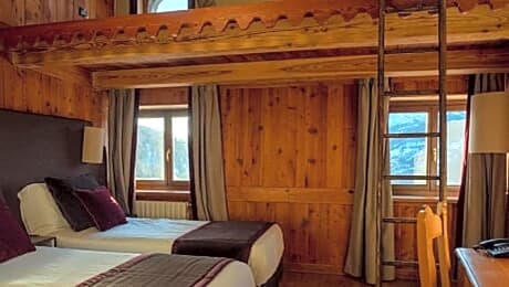 Superior Double Room with Mountain View