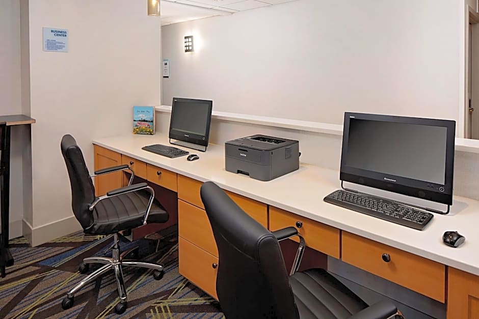 Holiday Inn Express Harrisburg East By IHG