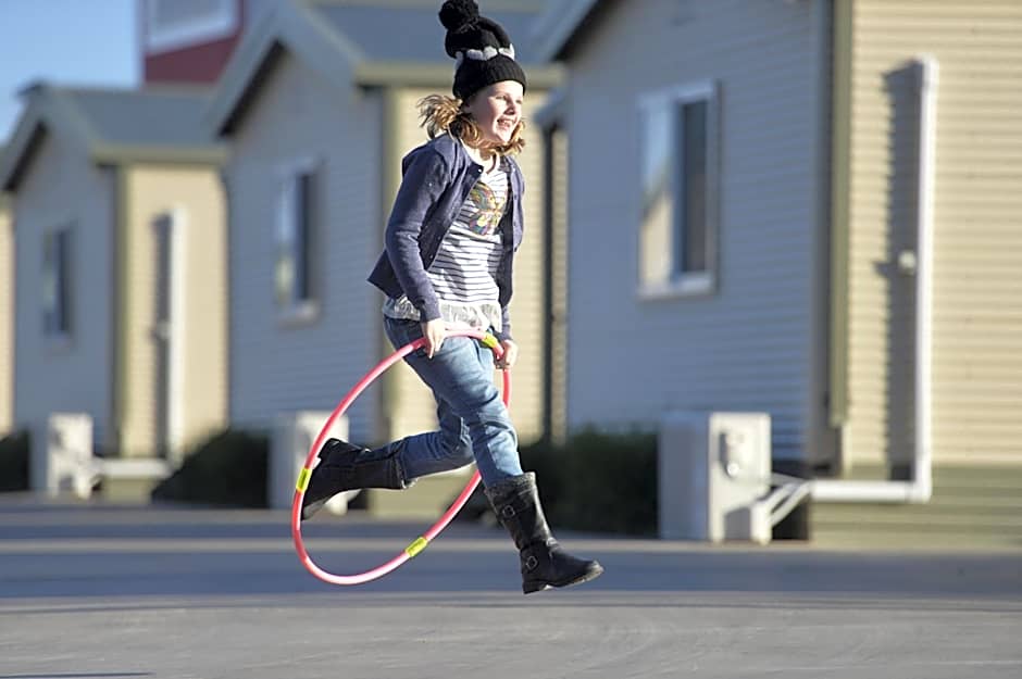 Riverside Cabin Park