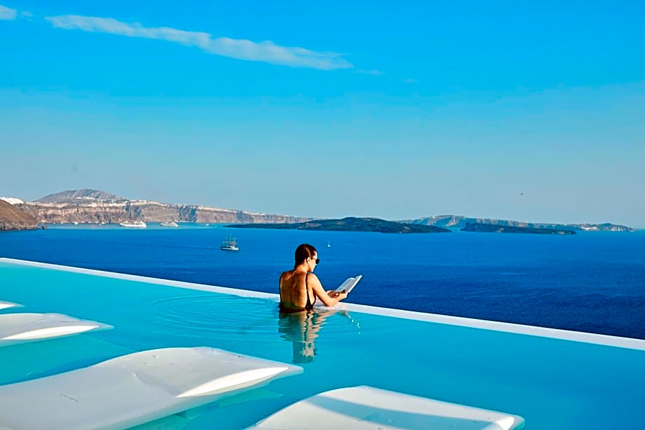 Canaves Oia Suites - Small Luxury Hotels of the World