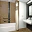 Travelodge by Wyndham LAX South