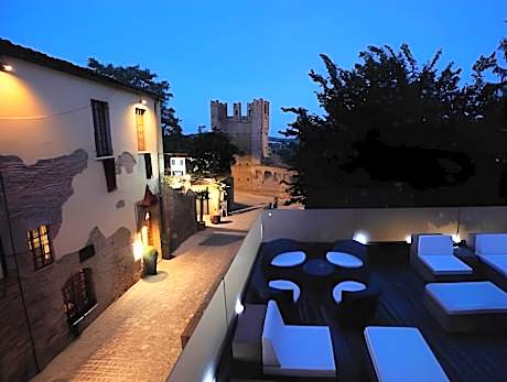 La Loggia Historic Resort