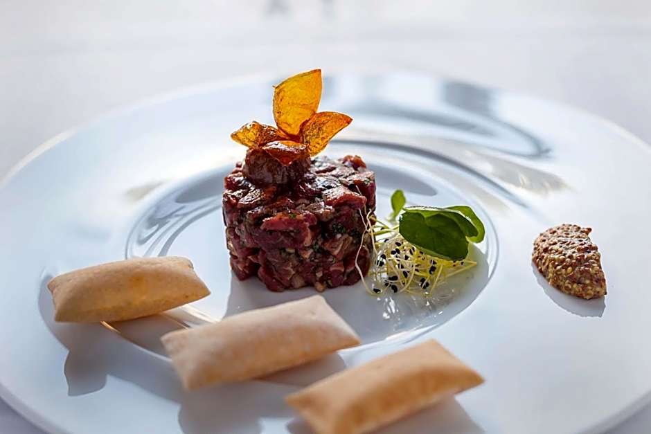 Barcelo Emperatriz Hotel