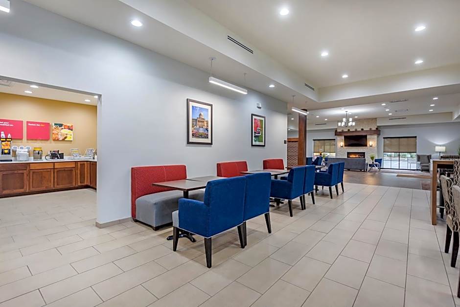Comfort Suites