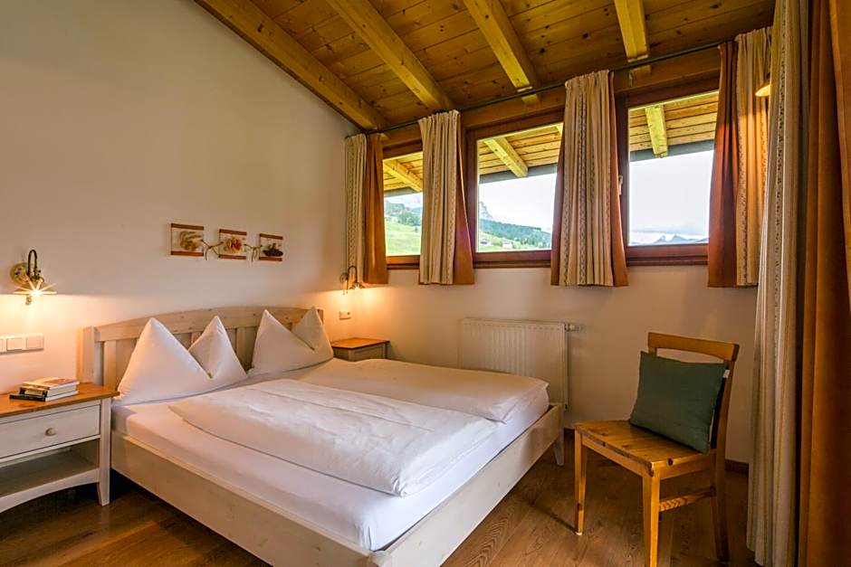 Appartamenti La Sajun & Les Viles