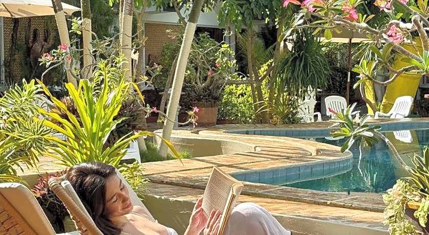 Deep Forest Garden Hotel