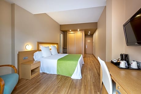 Premium Double or Twin Room - Disability Access