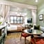 Palihouse Hyde Park Village