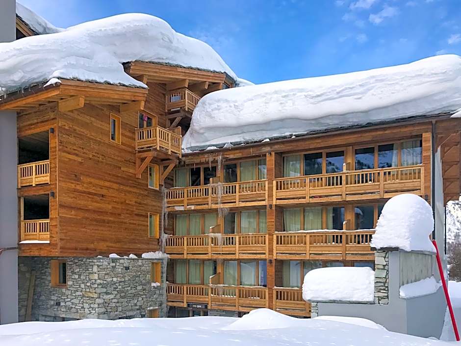 Hôtel Ski Lodge - Chambres & Appartements - Village Montana