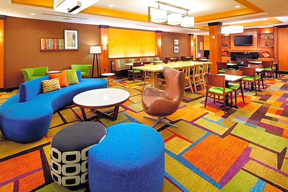 Fairfield Inn & Suites by Marriott Pittsburgh Neville Island