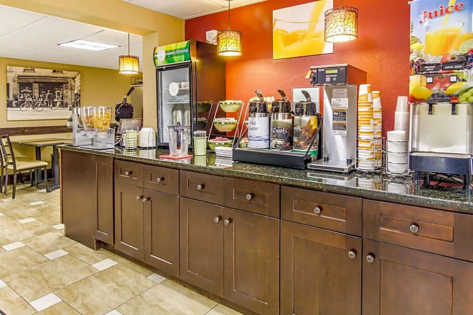 Quality Inn Stone Mountain