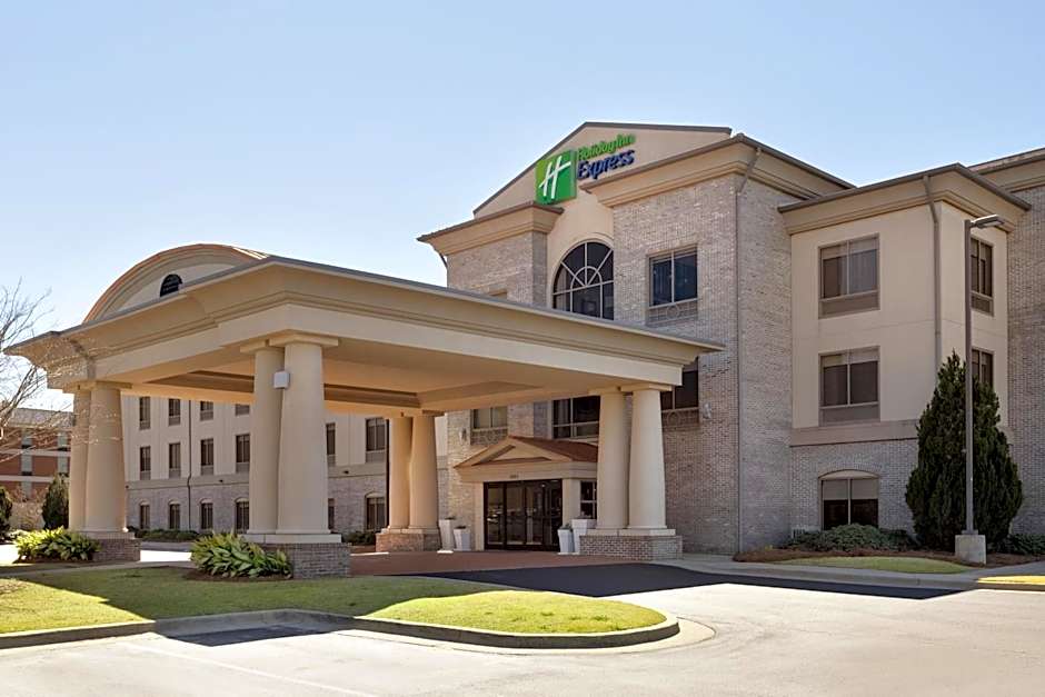 Holiday Inn Express Hotel & Suites Opelika Auburn By IHG