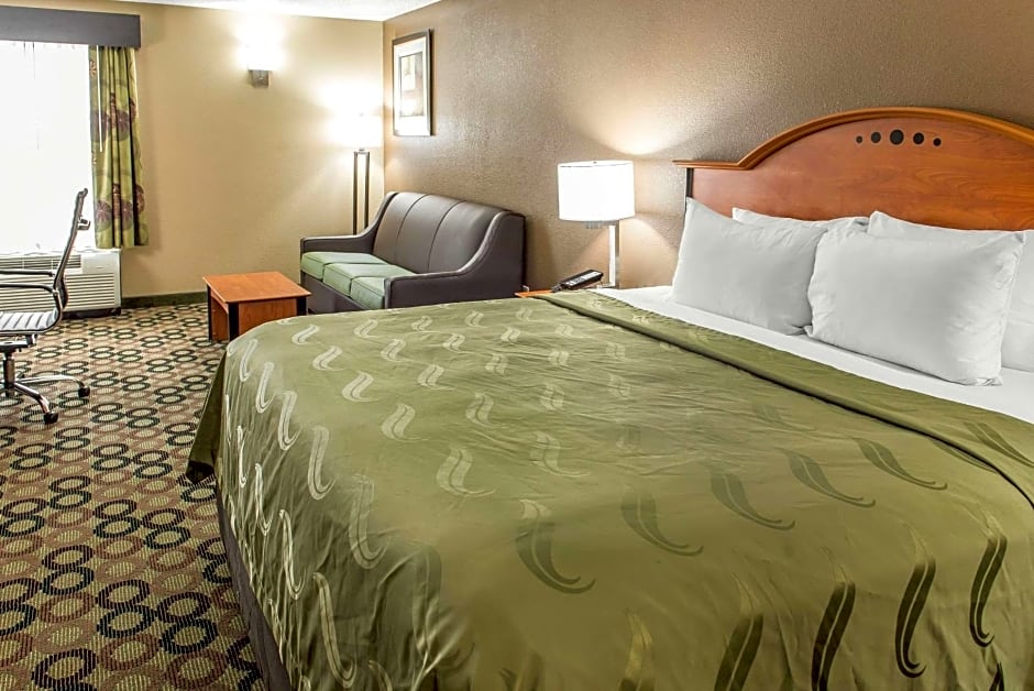 Quality Inn & Suites Columbus West