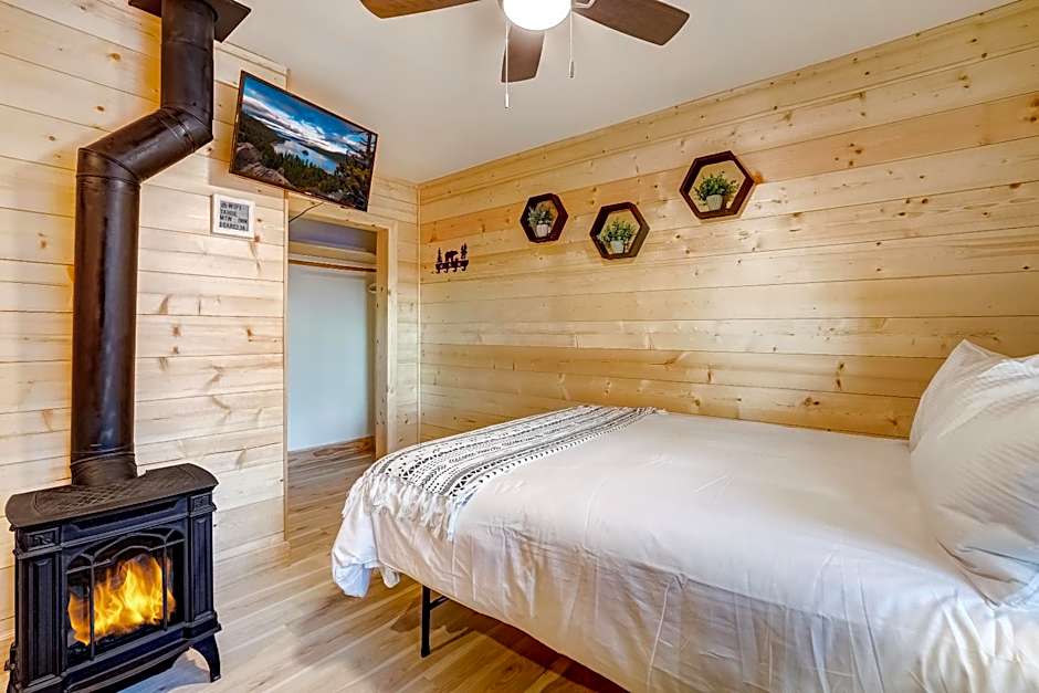 Tahoe Mountain Inn