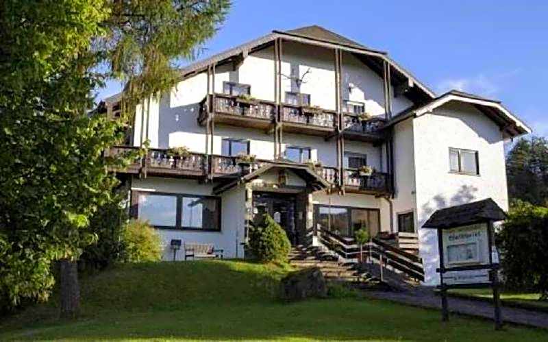Waldhotel