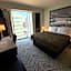 Super 8 by Wyndham Bronx Near Stadium