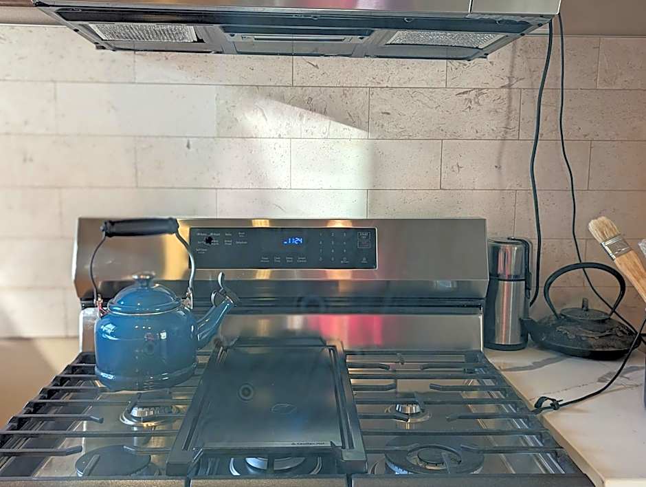 Fully renovated Manhattan gem