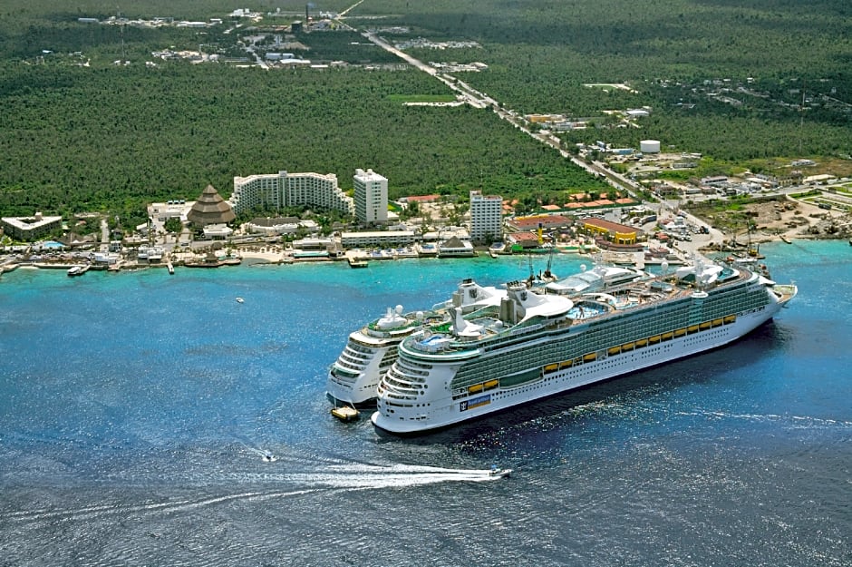Grand Park Royal Cozumel All Inclusive