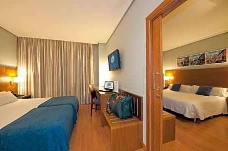 Family Room (4 Adults)