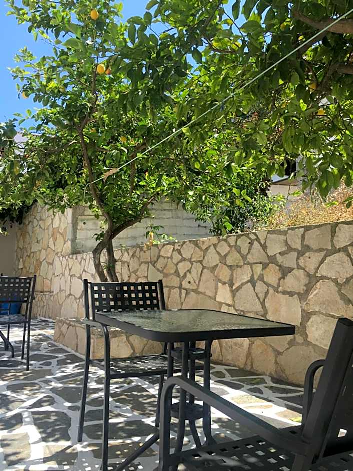 LEVANTA HOTEL SPETSES