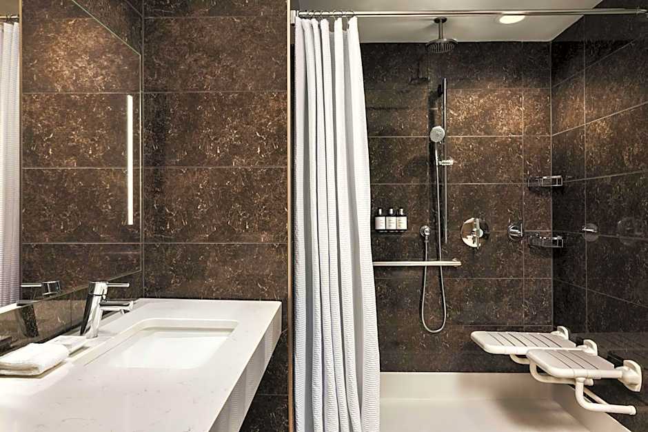 AC Hotel Madison Downtown