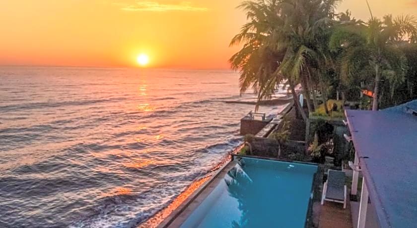 Air Sanih Beach Villa