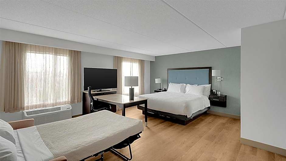 Hampton Inn & Suites By Hilton Toronto Markham