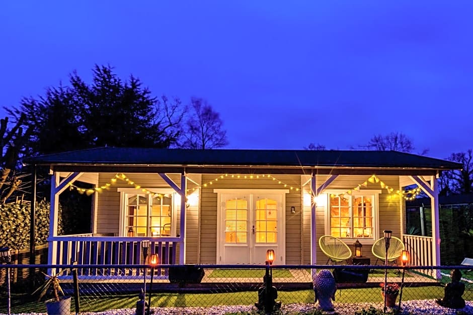 The Retreat Log Cabin