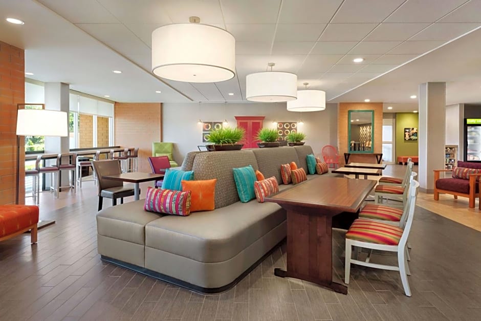 Home2 Suites By Hilton Menomonee Falls Milwaukee