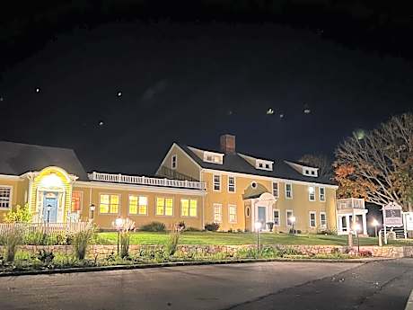 The Historic General Stanton Inn