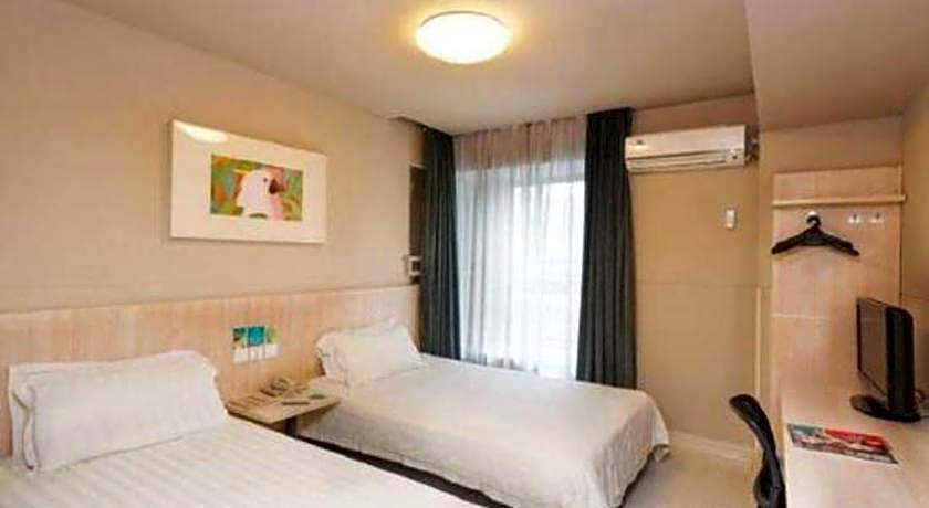 Jinjiang Inn Wuhu Fangte Yinhu North Road