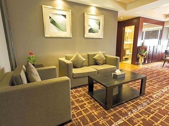 Yiyuan Apartment
