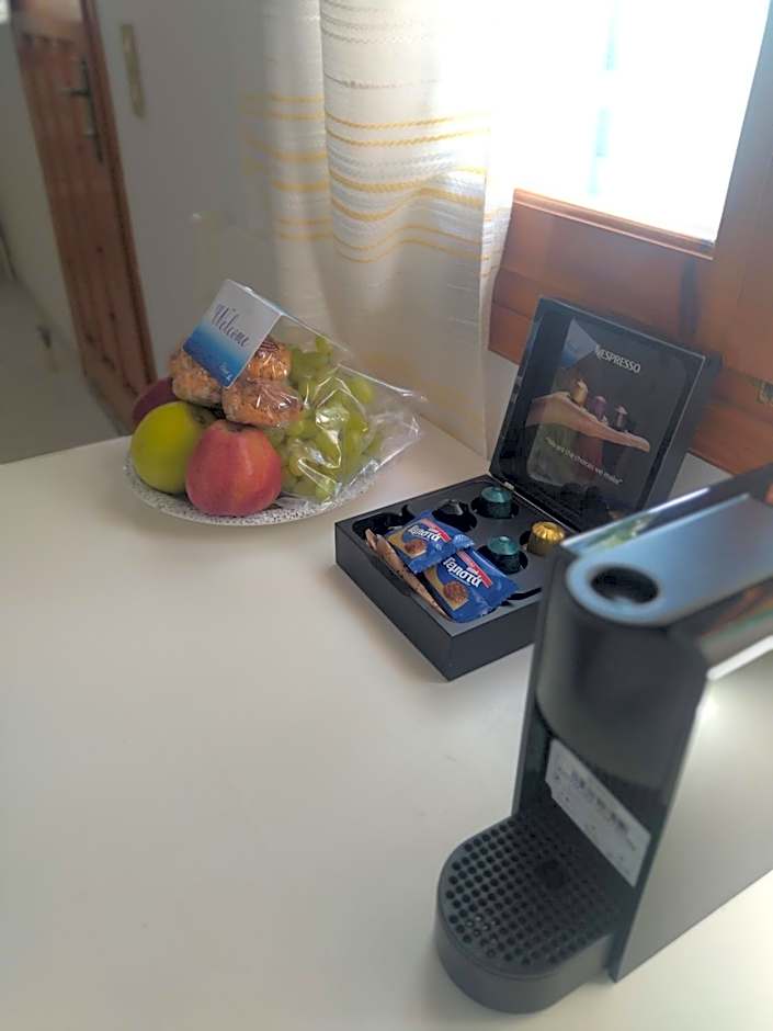 Elena Studios & Apartments