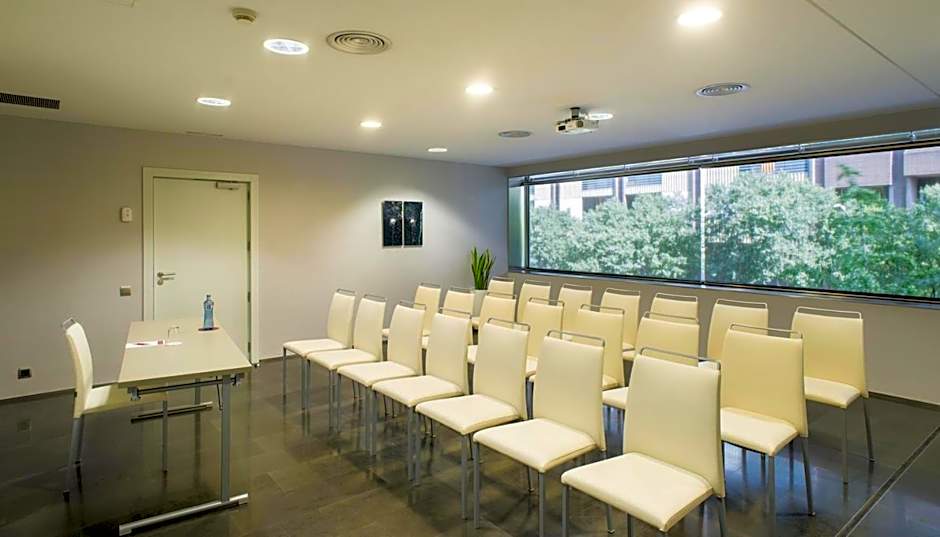 NH Collection Barcelona Constanza