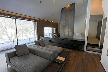 Deluxe Japanese-Style Villa