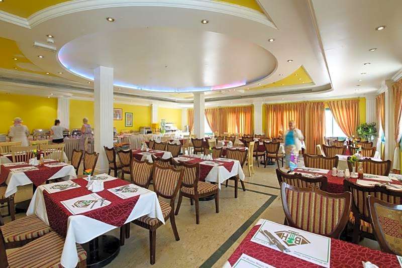 Summer Land Hotel