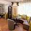 Courtyard by Marriott Long Island MacArthur Airport
