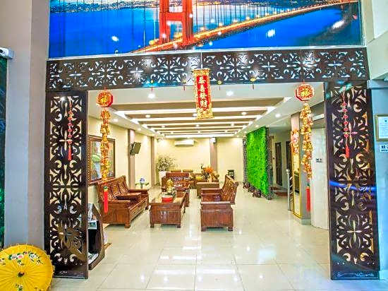 Golden Gate China Town Hotel