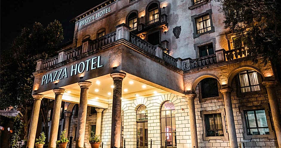 Piazza Hotel Montecasino