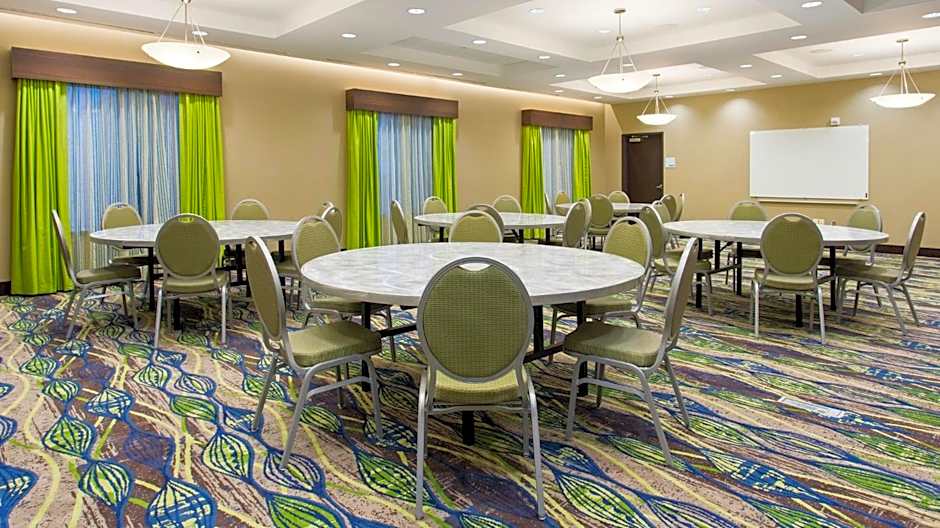 Holiday Inn Express & Suites Midland South I-20 By IHG