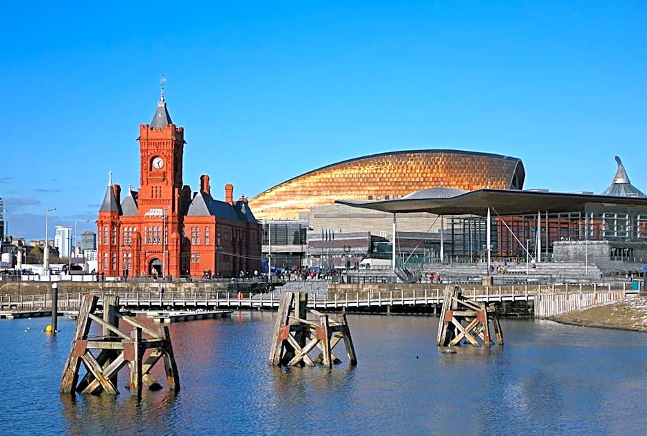 Holiday Inn Cardiff City By IHG