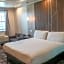 SureStay Hotel by Best Western Houston Southeast