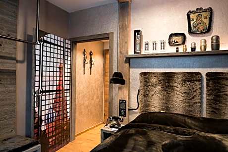 Suite with City View